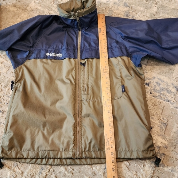 Columbia Blue and Tan Windbreaker - Picture 14 of 16
